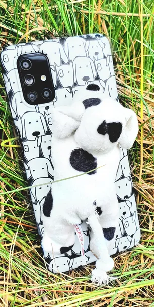etui-piesek-pluszowy-do-iphone-13-pro-max-kolor-wielokolorowy