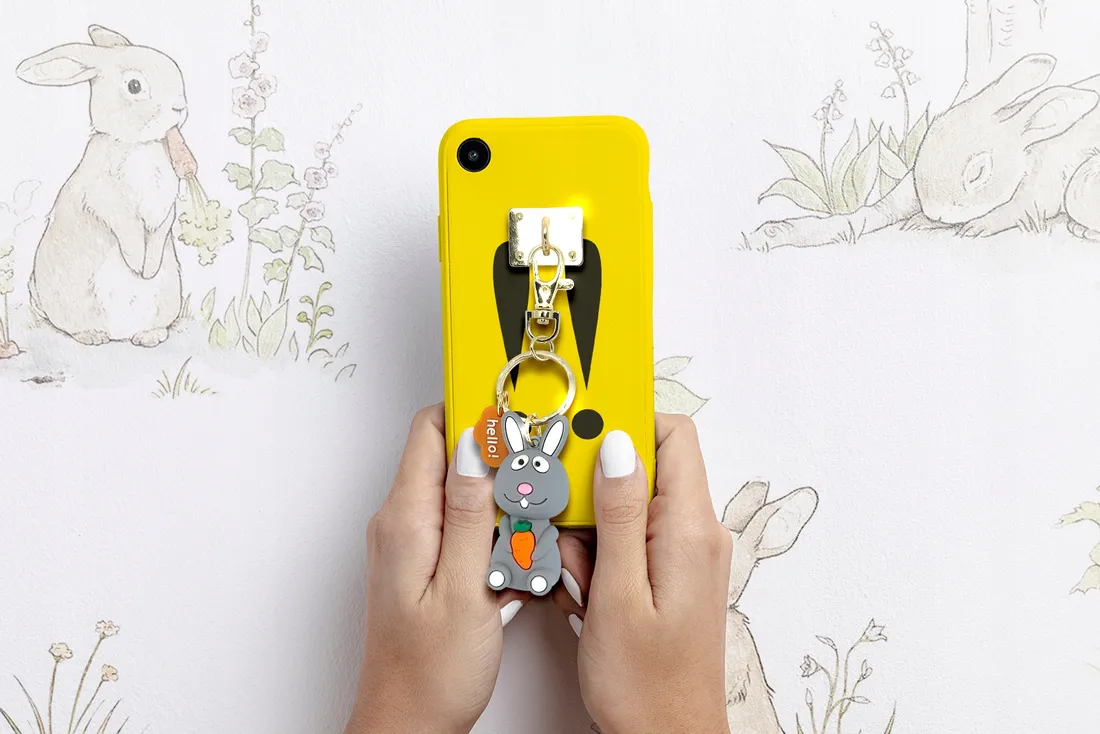 etui-krolik-wisior-3d-do-iphone-13-pro-max-stan-nowy