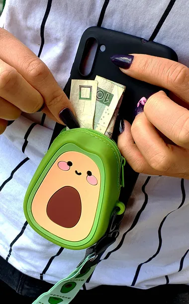 etui-avocado-portfelik-do-iphone-13-pro-max-stan-nowy