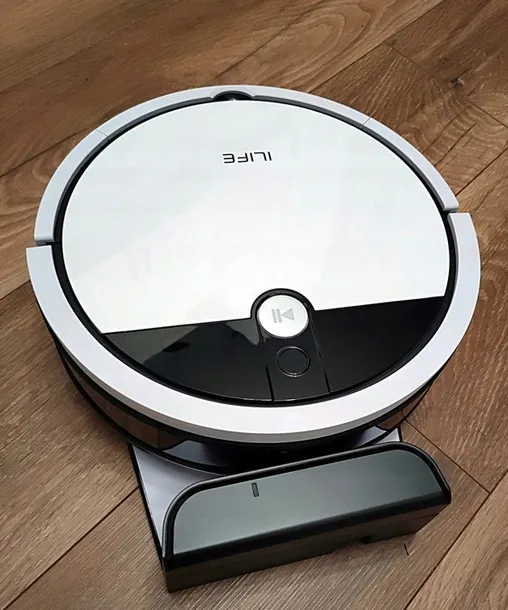 robot-sprzatajacy-ilife-v9e