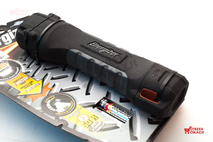 energizer-latarka-led-hard-case-professional-4aa