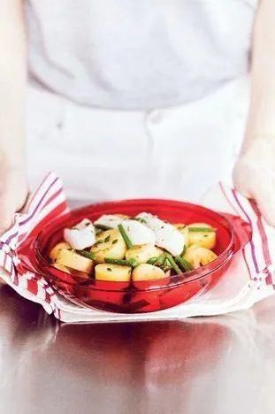 tupperware-pojemnik-do-mikrofali-odyseja-700ml-stan-nowy