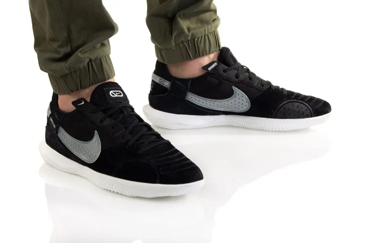 streetgato-40-marka-nike
