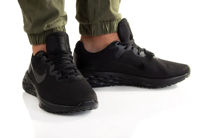 revolution-6-nn-4-e-41-marka-nike