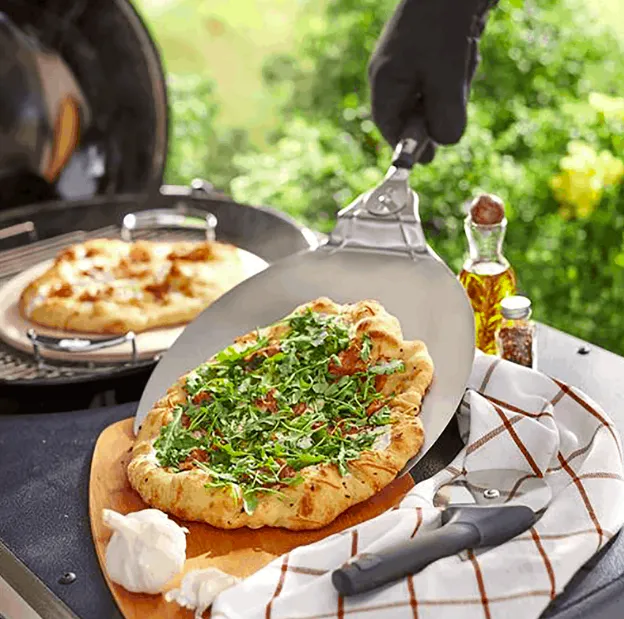 weber-loptka-do-pizzy-6691