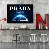 obraz-na-plotnie-prada-marfa-planeta-40x30-stan-nowy