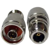 adapter-n-wtyk-n-gniazdo-prosty-stan-nowy