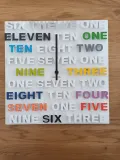 zegar-scienny-one-two-three-multikolor-typ-scienny-stan-nowy