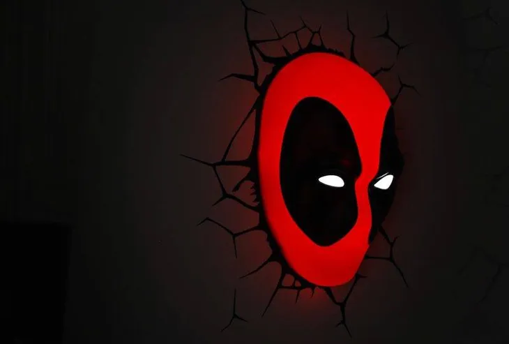 lampka-3d-led-marvel-deadpool-stan-nowy