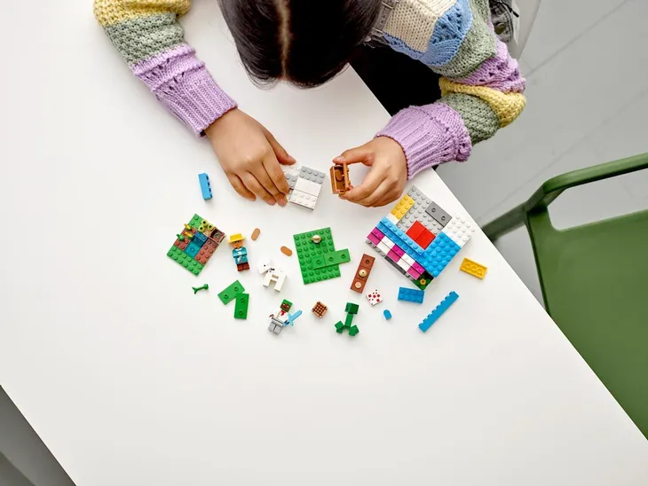 lego-minecraft-piekarnia-21184-waga-z-opakowaniem-0-3-kg-marka-lego