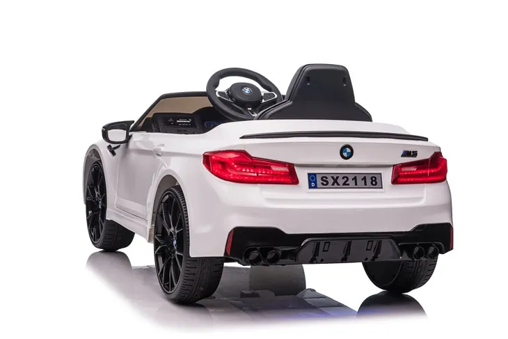 auto-na-akumulator-bmw-m5-drift-biale-stan-nowy