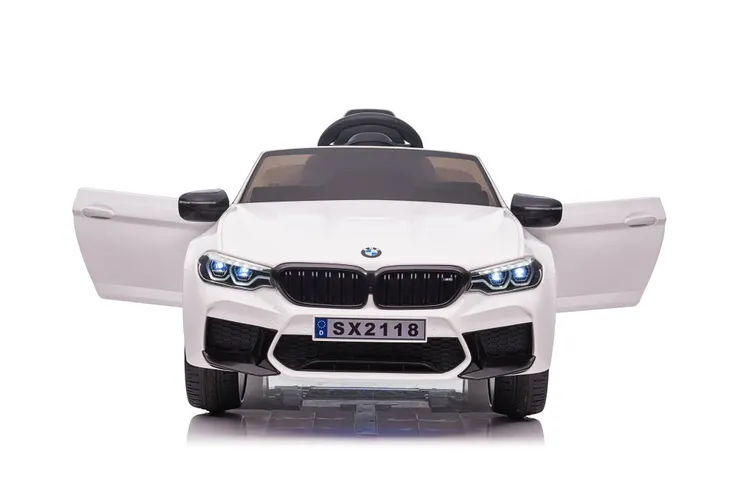 auto-na-akumulator-bmw-m5-drift-biale-stan-nowy