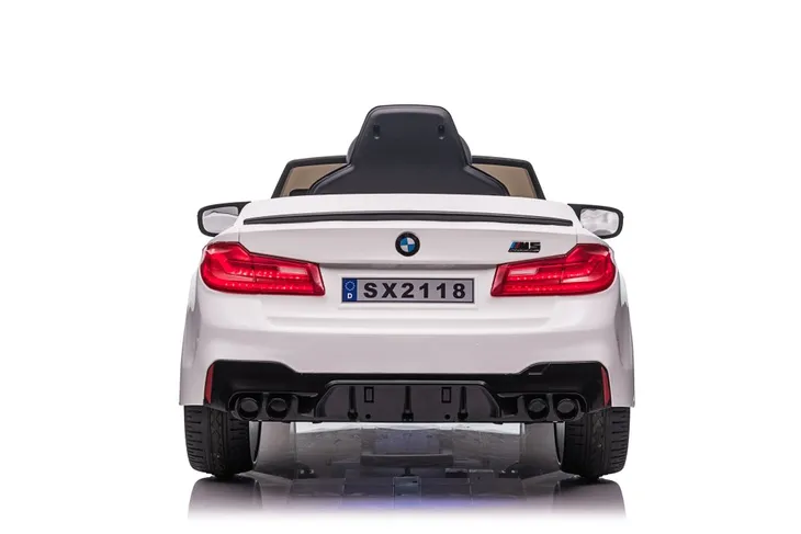 auto-na-akumulator-bmw-m5-drift-biale-stan-nowy