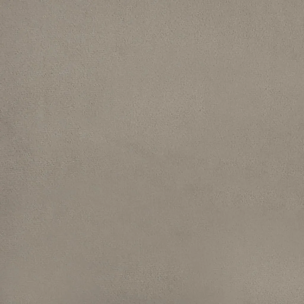 fotel-jasnoszary-obity-aksamitem