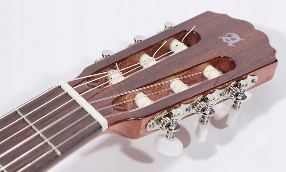 alhambra-2c-gitara-klasyczna-4-4