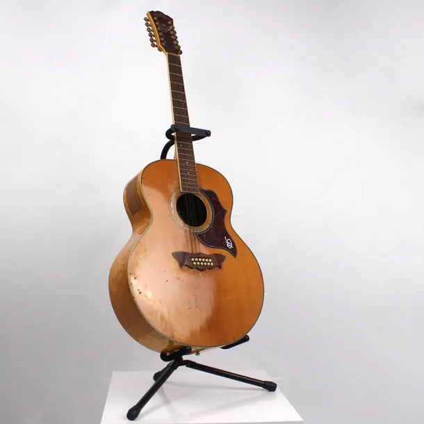 statyw-gitarowy-stojak-na-gitare-do-gitary-gitara