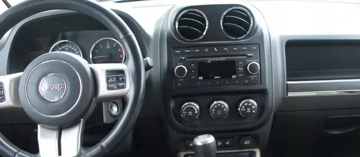 radio-nawigacja-gps-jeep-compass-2008-2015-android-marka-inna