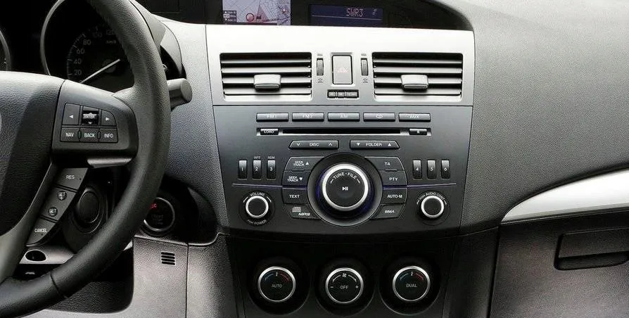 radio-nawigacja-gps-mazda-3-2009-2013-android-stan-nowy