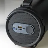 glosnik-bluetooth-z-radiem-stan-nowy