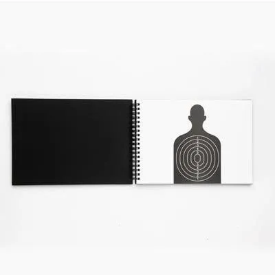 militarny-notes-pistolet