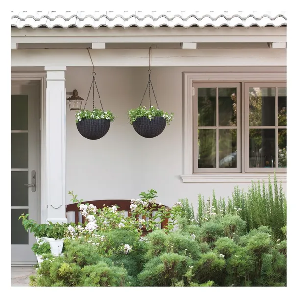 doniczka-wiszaca-keter-sphere-planter-brazowa