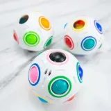 fidget-rainbow-ball-ukladanka-spinner-biala-material-plastik-guma
