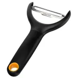 obierak-do-warzyw-fiskars-15cm