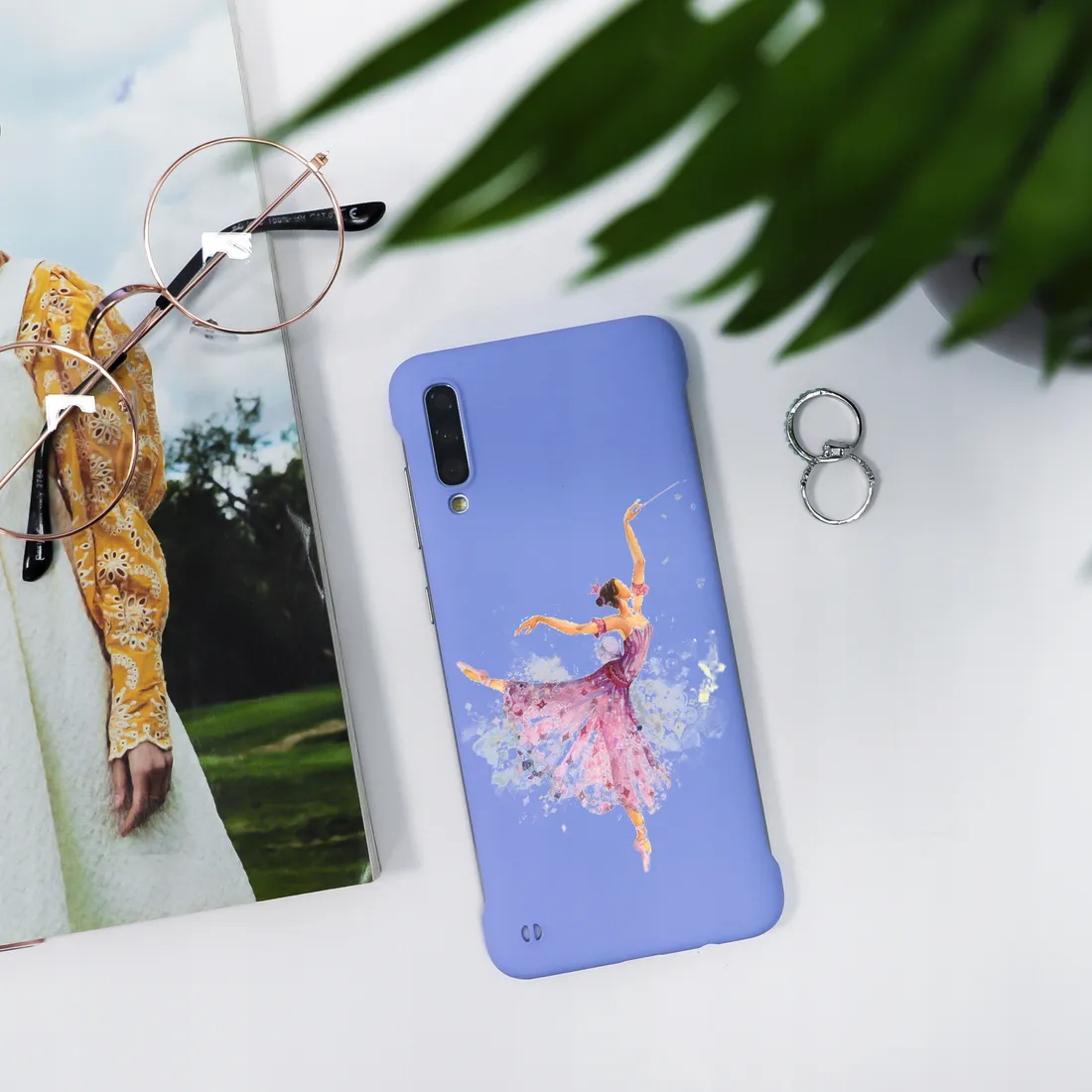 etui-coby-fiolet-do-iphone-7-8-plus-wiosenne-wzory