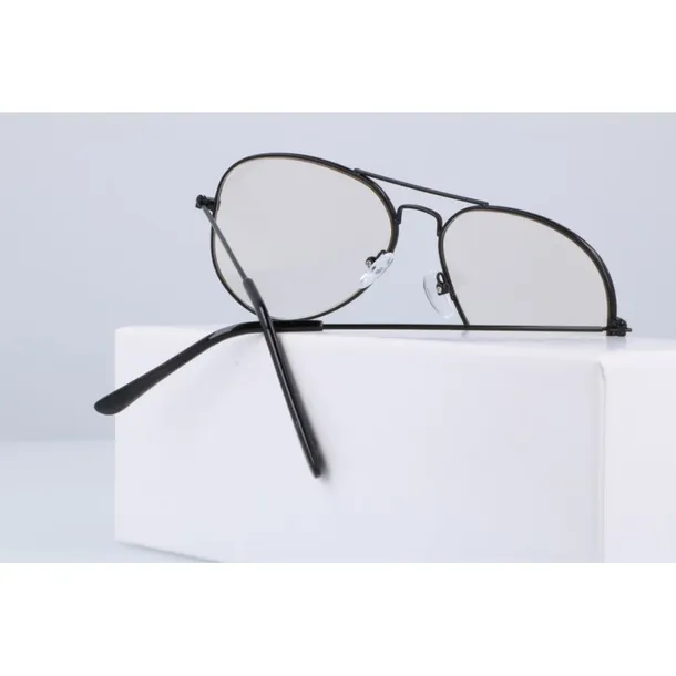 okulary-zerowki-pilotki-aviator-cechy-dodatkowe-etui-w-zestawie