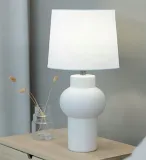 markslojd-lampka-stolowa-shape-biala-e27-108450-stan-nowy