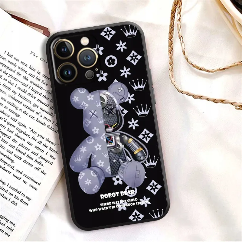 etui-glass-do-iphone-7-8-plus-bearbrick-case-wzory