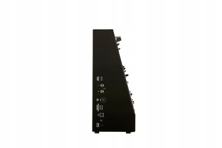 korg-arp-2600-m-limited-modul-torba-microkey2-stan-nowy
