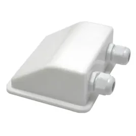 przejsciowka-dachowa-na-przewody-do-kampera-lodzi