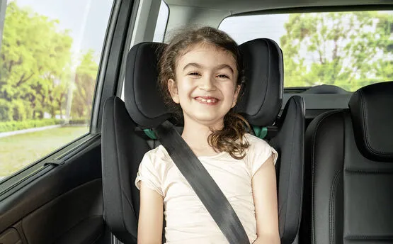 romer-britax-kidfix-m-i-size-nowosc-sposob-montazu-isofix
