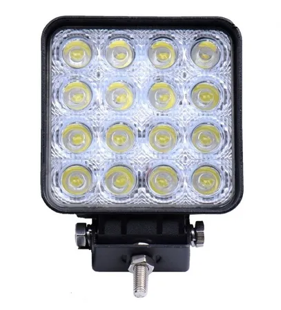 halogen-reflektor-led-48w-samochodowy