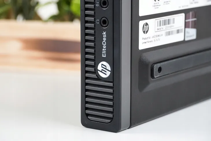 mini-komputer-hp-705-g1-tiny-amd-a8-4gb-240ssd-w10-model-procesora-a8-pro-7600b-r7