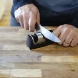 ostrzalka-kuchenna-work-sharp-kitchen-edge-marka-ostrzalki