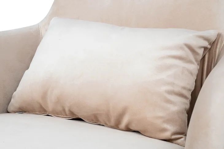fotel-hampton-velvet-bezowy-wysokosc-siedziska-43-cm