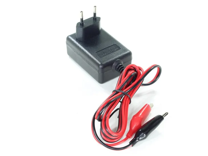ladowarka-12v-dc-13-8v-2-0-a-stan-nowy
