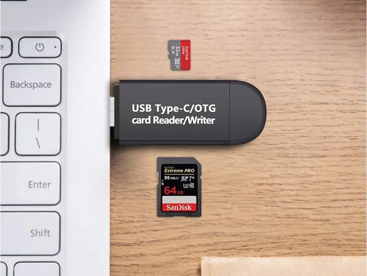 czytnik-kart-sd-microsd-tf-usb-usb-c-micro-usb-3w1-stan-nowy-kod-producenta-06258