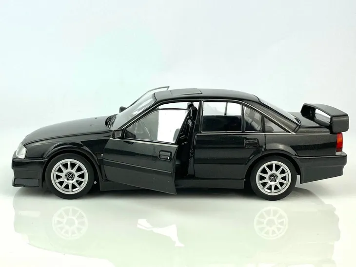 opel-omega-evolution-500-1991-whitebox-1-24-marka-inna-stan-nowy