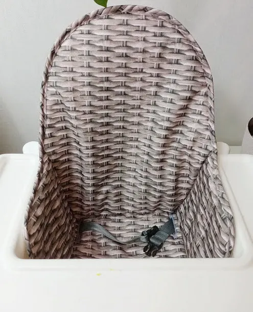 wkladka-do-krzeselka-ikea-koszyk-rattan