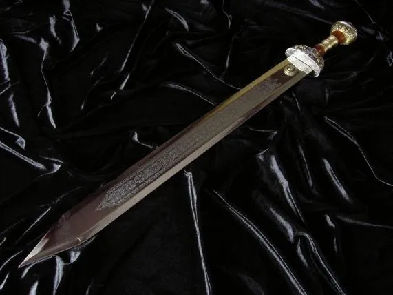 imperatorski-gladius-juliusza-cezara-211-stan-nowy
