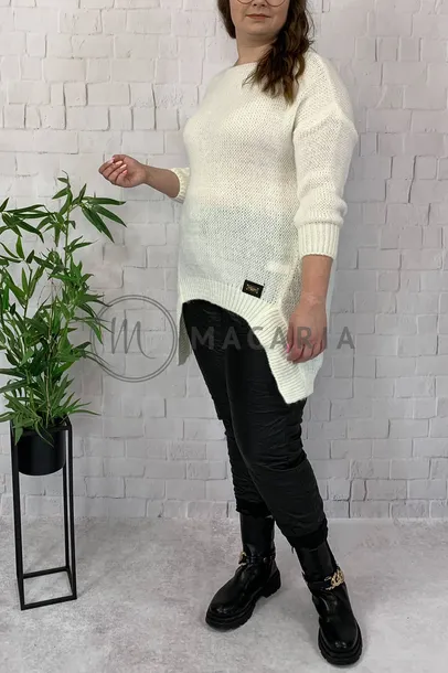 oversizeowy-sweter-asymetryczny-plus-size-ecru-plec-produkt-damski