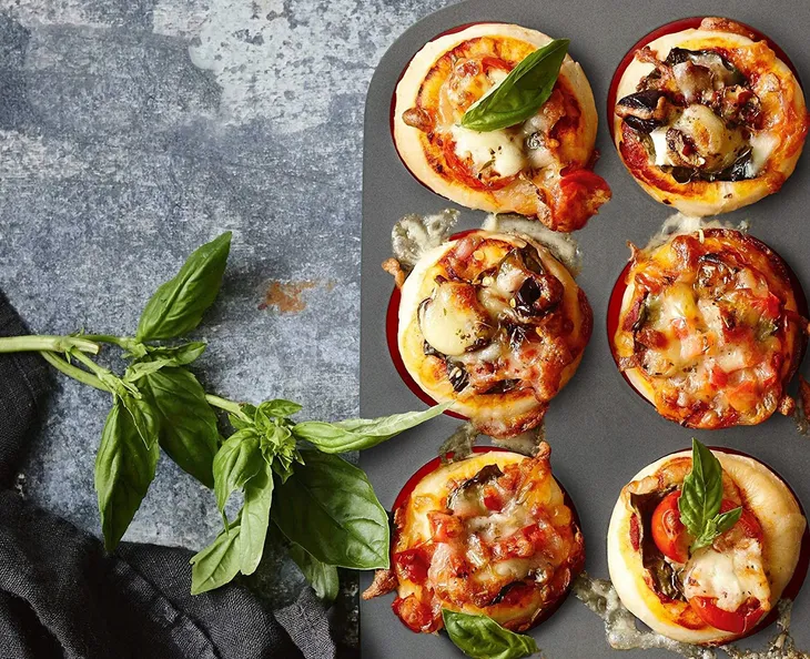 blacha-forma-do-pieczenia-muffinek-foremka-marka-berghoff