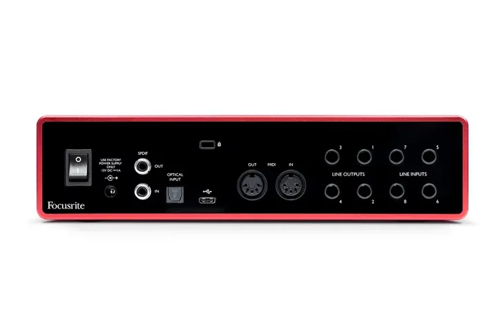 focusrite-scarlett-18i8-3rd-gen-interfejs-audio-marka-focusrite