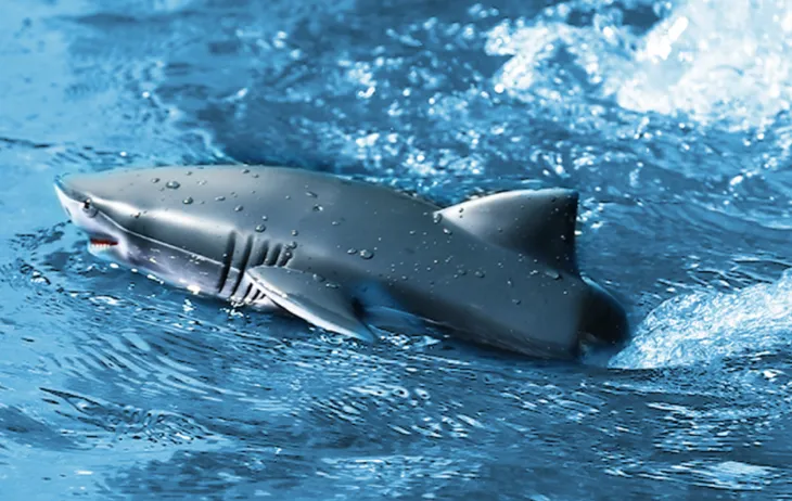 shark-1-18-2-4ghz-bialy-bohater-inny