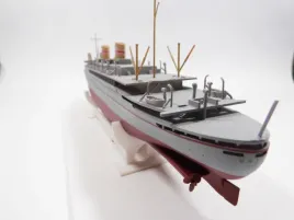model-do-sklejania-statek-ms-batory