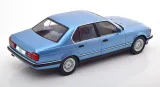 mcg-bmw-730i-e32-1986-niebieski-stan-nowy