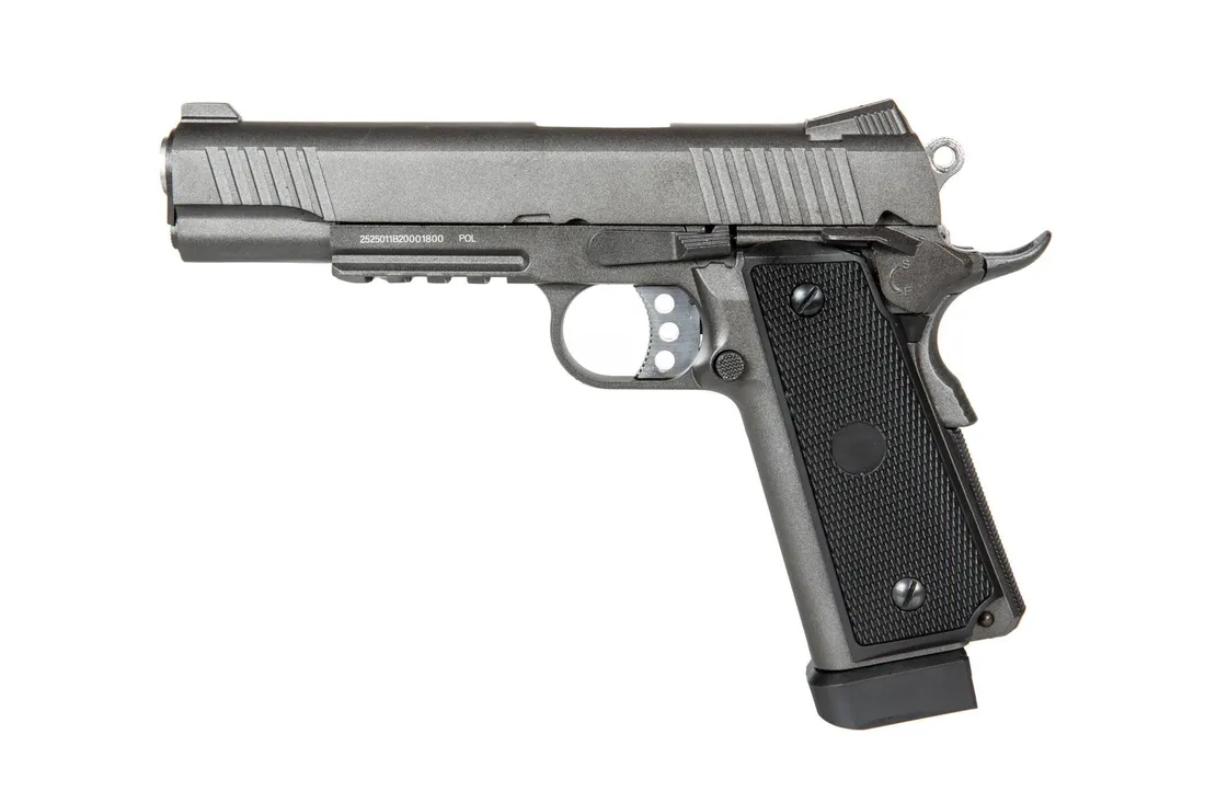 replika-pistoletu-g192